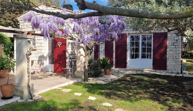 Villa Provençale 6 Guest -AC-Pool near Aix-en-Provence