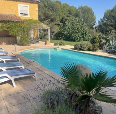 Villa provençale 8 personnes