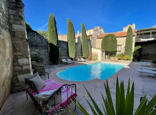Villa Velleron - Guesthouse in a picturesque village