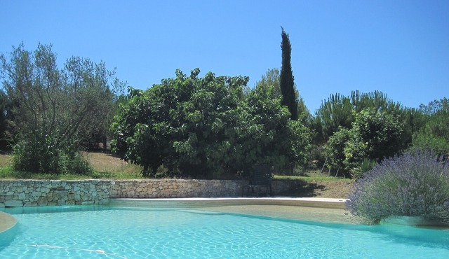 VILLA WITH POOL AIX-EN-PROVENCE - Large wooded property in a quiet