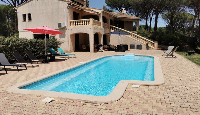 Vrbo Property in VIADAUBAN
