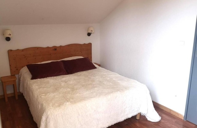 Chalet, 300m from shops, swimming pool, sauna, terrace, parking, tv, ski locker, 42m², Superdévoluy