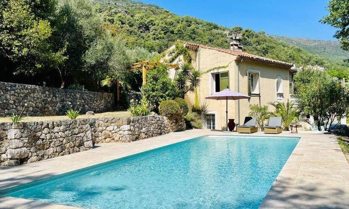 Gattieres Villa | 130 m² Villa ∙ 3 bedrooms ∙ 7 guests