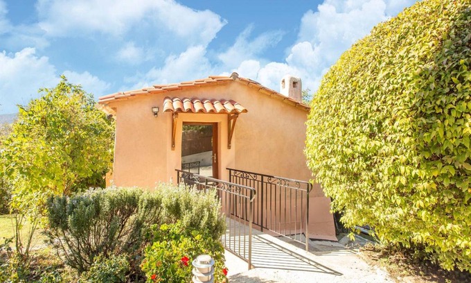 Berre-des-Alpes House | 55 m² House ∙ 1 bedroom ∙ 4 guests