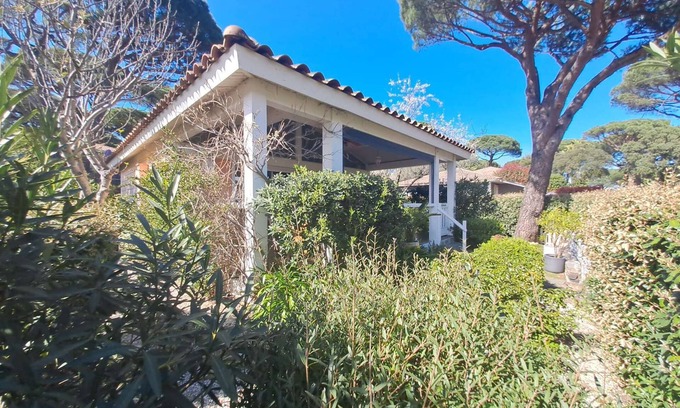 Gassin House | GASSIN/PARC OASIS : CALIFORNIAN STYLE HOUSE FOR 8 PEOPLE NEAR SAINT-TROPEZ