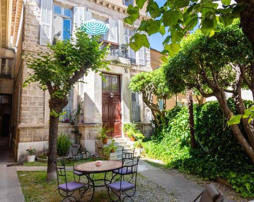 Jean-Medecin Hostel | La Maïoun Guesthouse