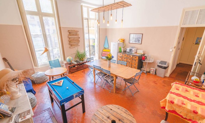 Jean-Medecin House | Motel ∙ 8 guests