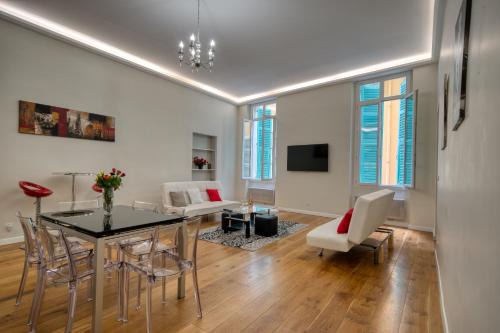 Old Town Apartment | Old Town Luxury 3 Beds