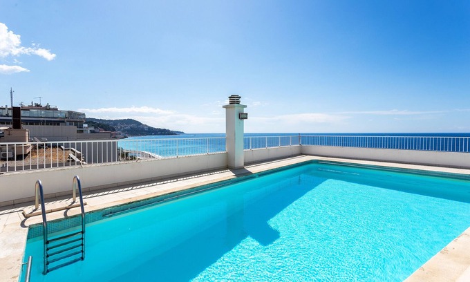 Carre d'Or Apartment | Royal Luxembourg AP4397 By Riviera Holiday Homes