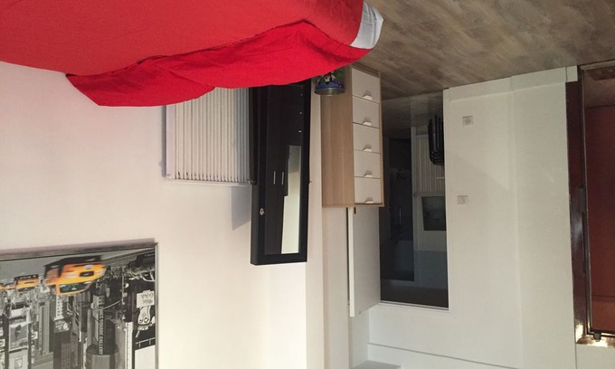 Vernier Apartment | Studio Furnished Four Liberation