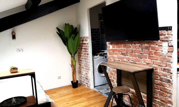 Centre Ville-Gare Apartment | STUDIO HYPER CENTRE