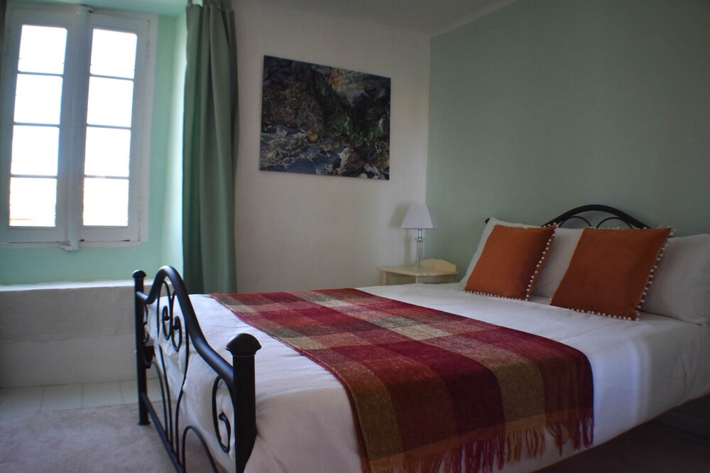 Puivert House | L'Occitania Chambre d'hotes