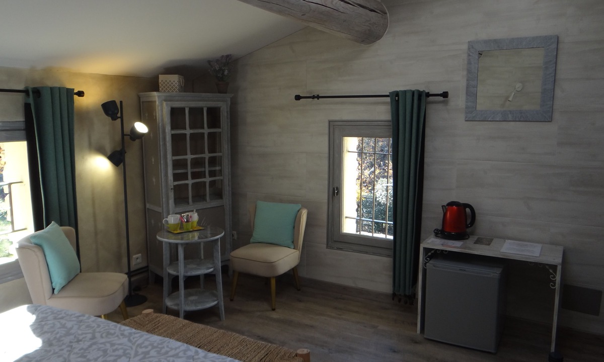 Gordes House | mas val-chenaie