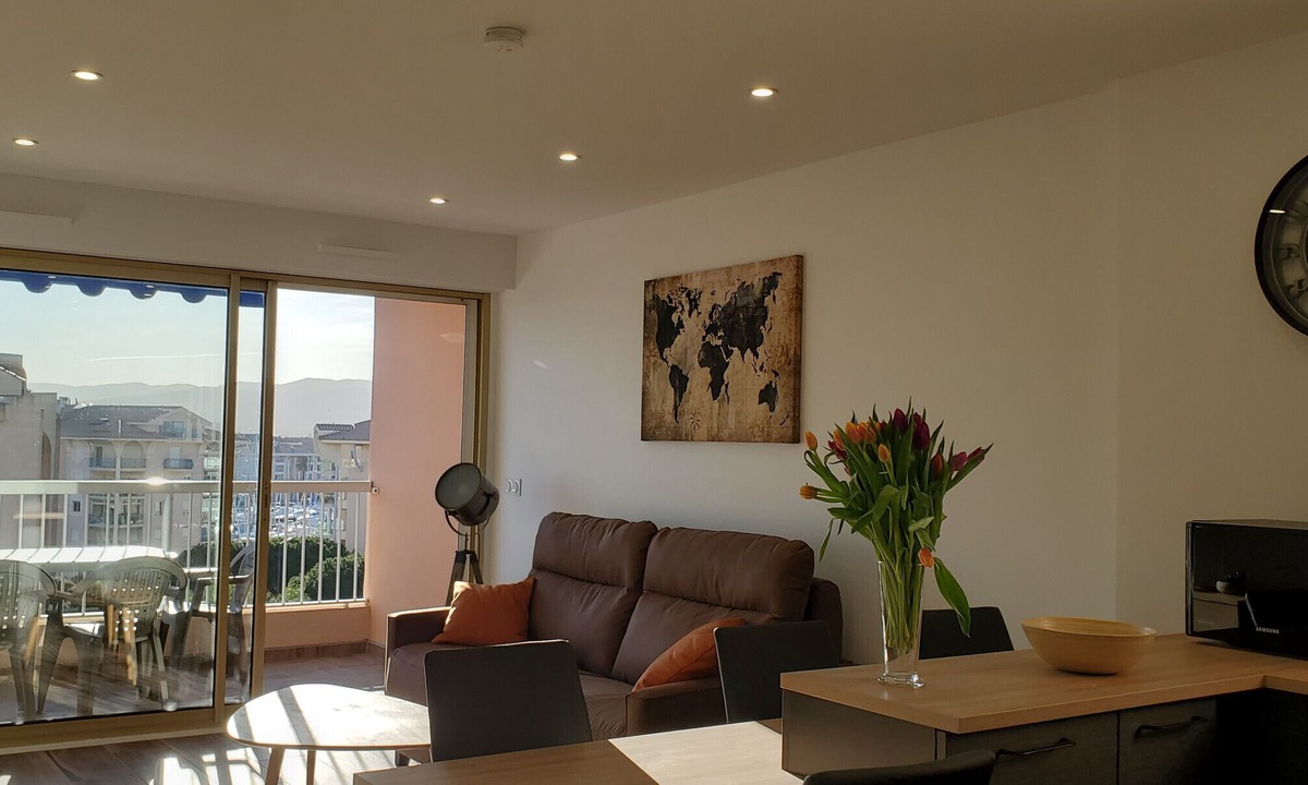 Frejus Plage Apartment | Fréjus-Plage, Sea view, T2, 38m2, 4 people, refurbished, air conditioning, magnificent