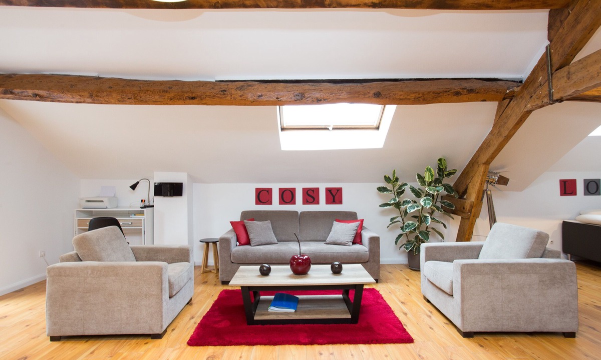 Riou - Petit Juas - Av de Grasse Apartment | Big loft 107m2, 10min walk to Palais des festivals
