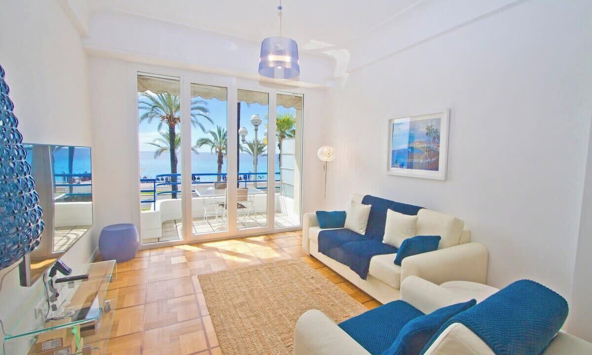 Nice City Centre Condo | Promenade des Anglais - Sea View 2bdr by B'Your Home