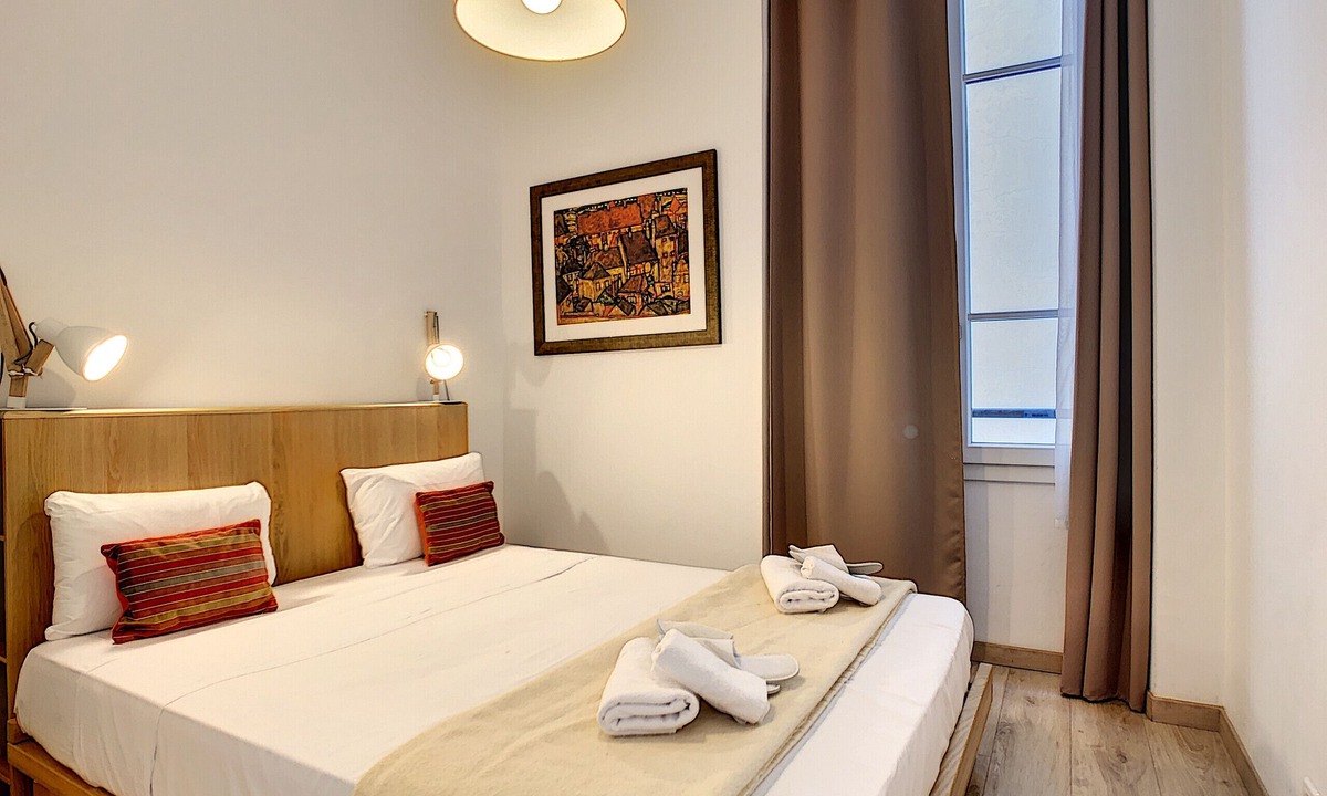 Carre d'Or Apartment | N&J - COTE JARDIN - Central - Close sea