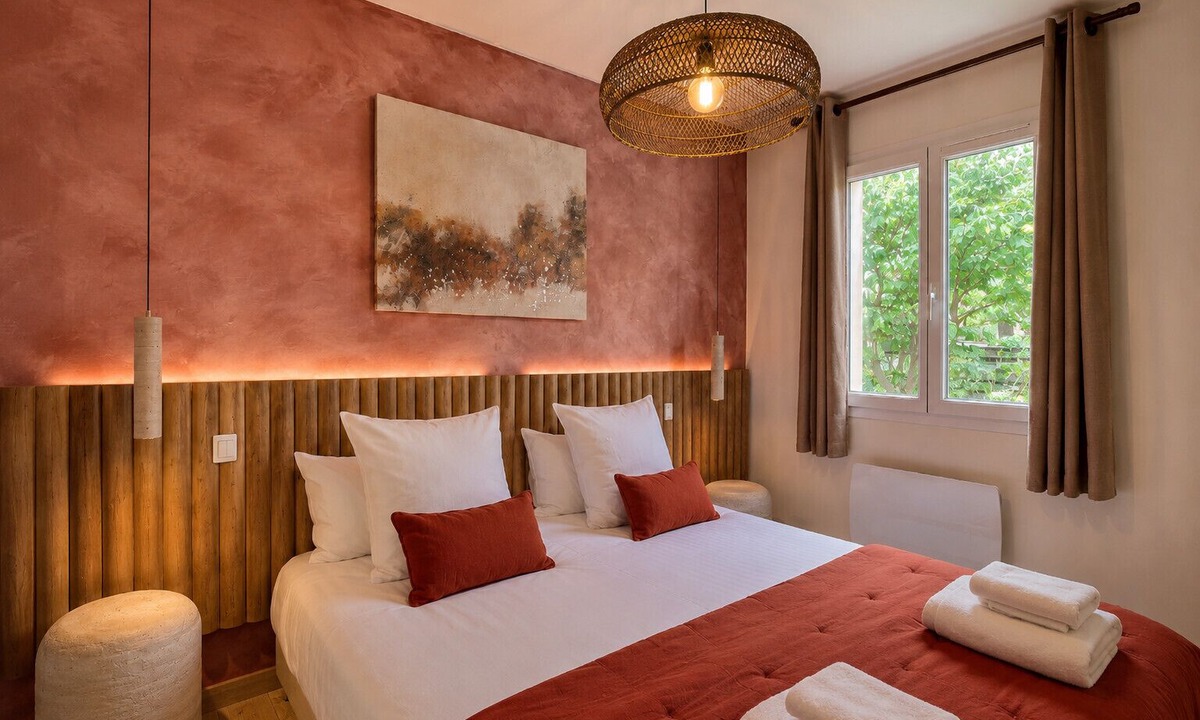 Ventabren Apartment | Le 522 – Nature Retreat & Jacuzzi