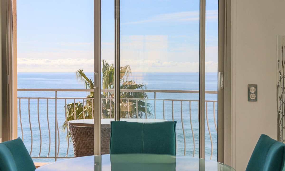 Cannes City Centre Apartment | Superb Bright apt with Sea View