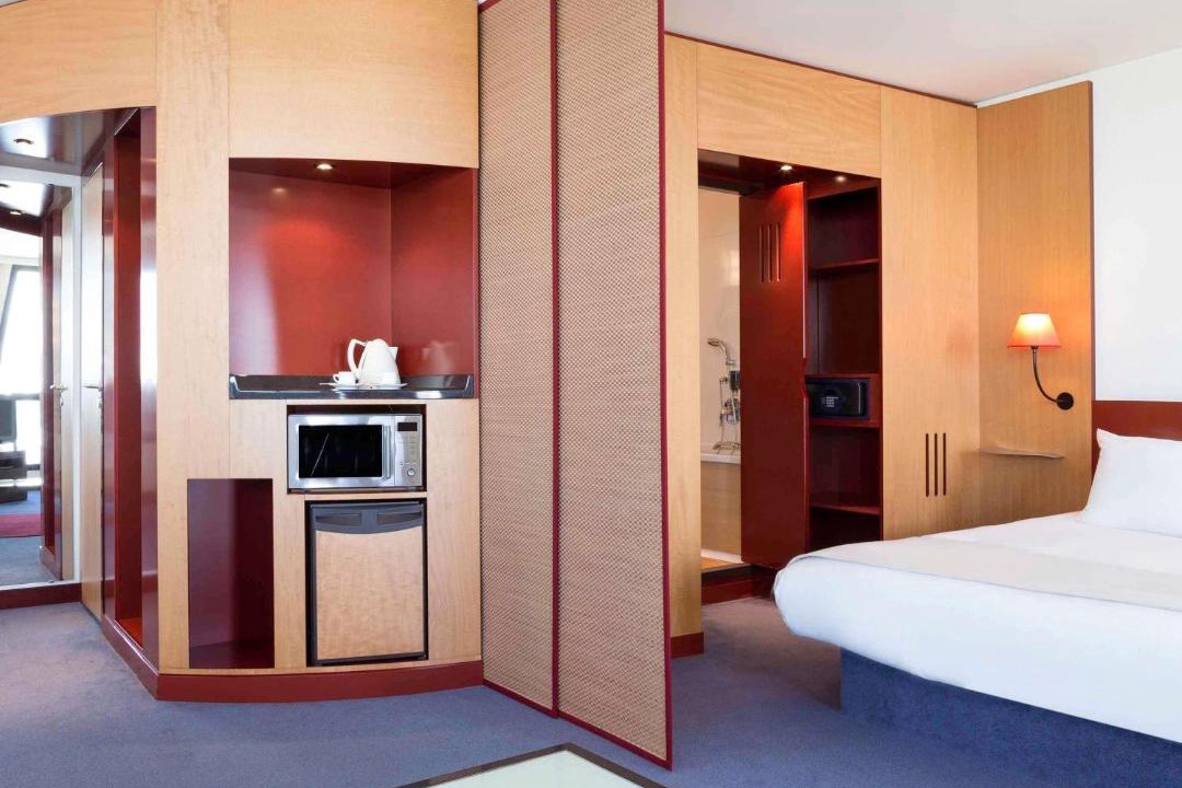 La Joliette Hotel | Novotel Suites Marseille Centre Euromed