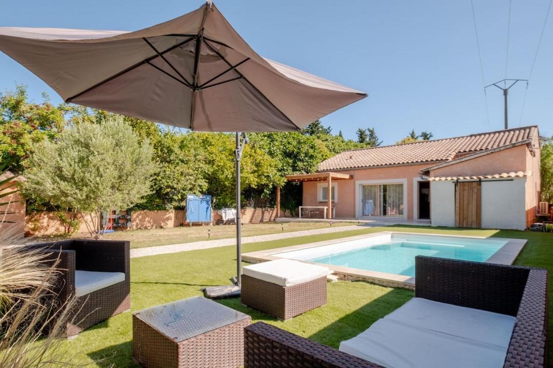 Costieres Villa | La Villa Romana pour 12 personnes avec piscine privée à Nimes