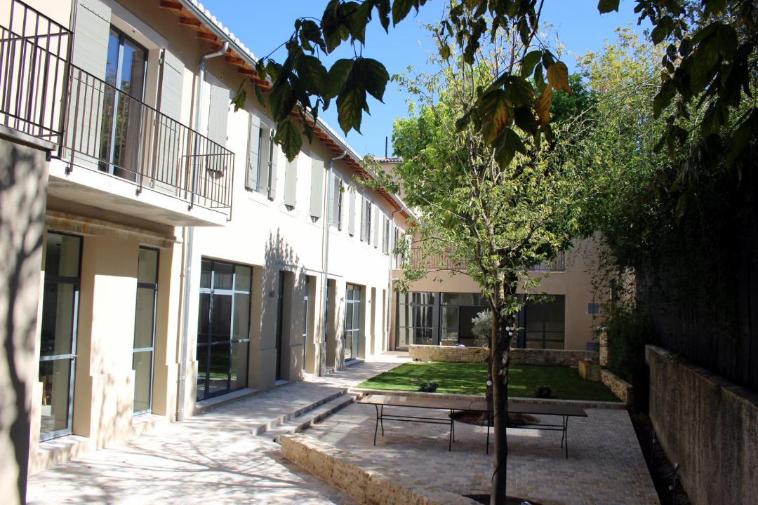 L'Isle-sur-la-Sorgue Bed & Breakfast | La Magnanerie de l'Isle B&B