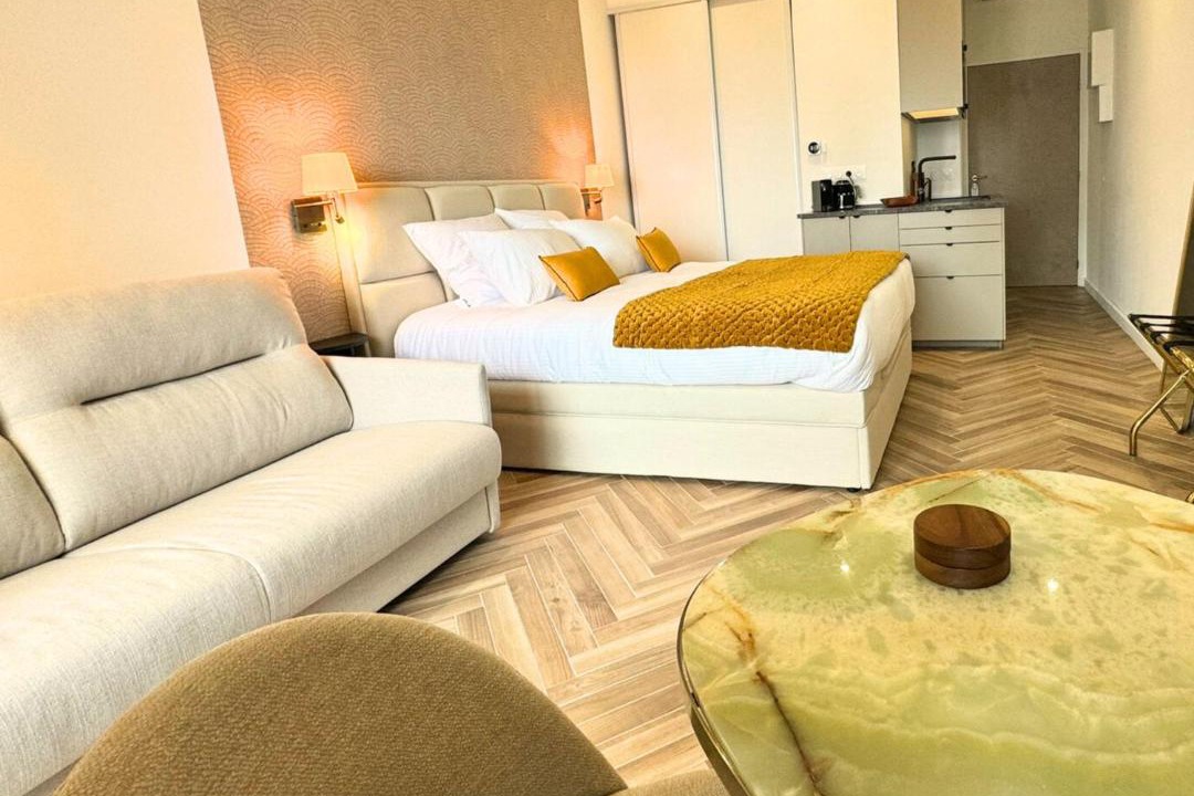 Beausoleil Apartment | Luxury Suite Monaco SeaView Terrace and Pool