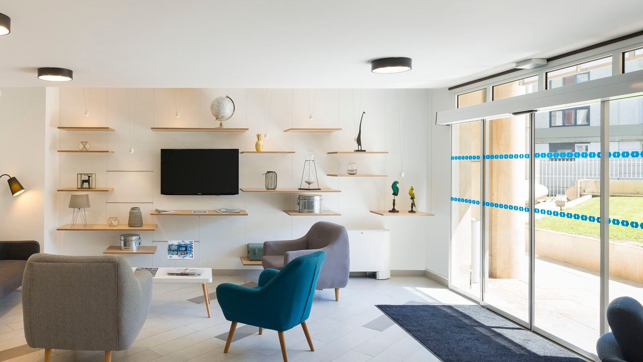 Photo of Livingroom in Antigone