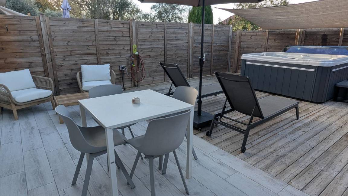 Photo of Patio Balcony in Les Maillans