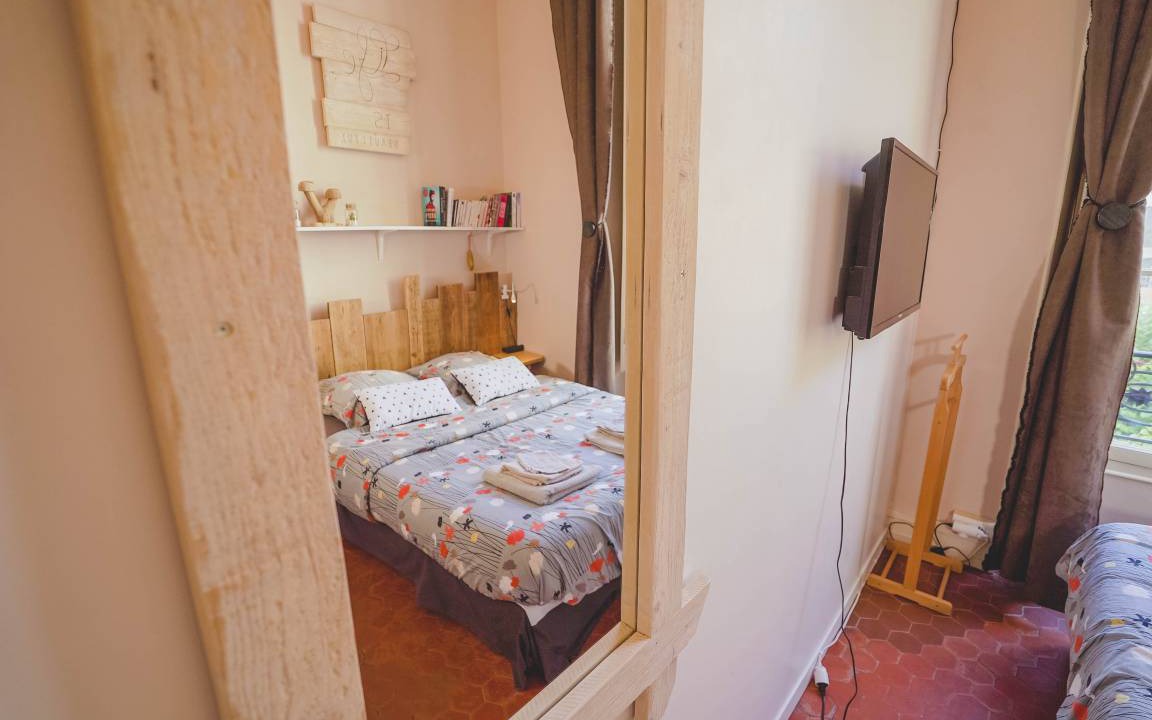 Photo of Bedroom in Jean-Medecin