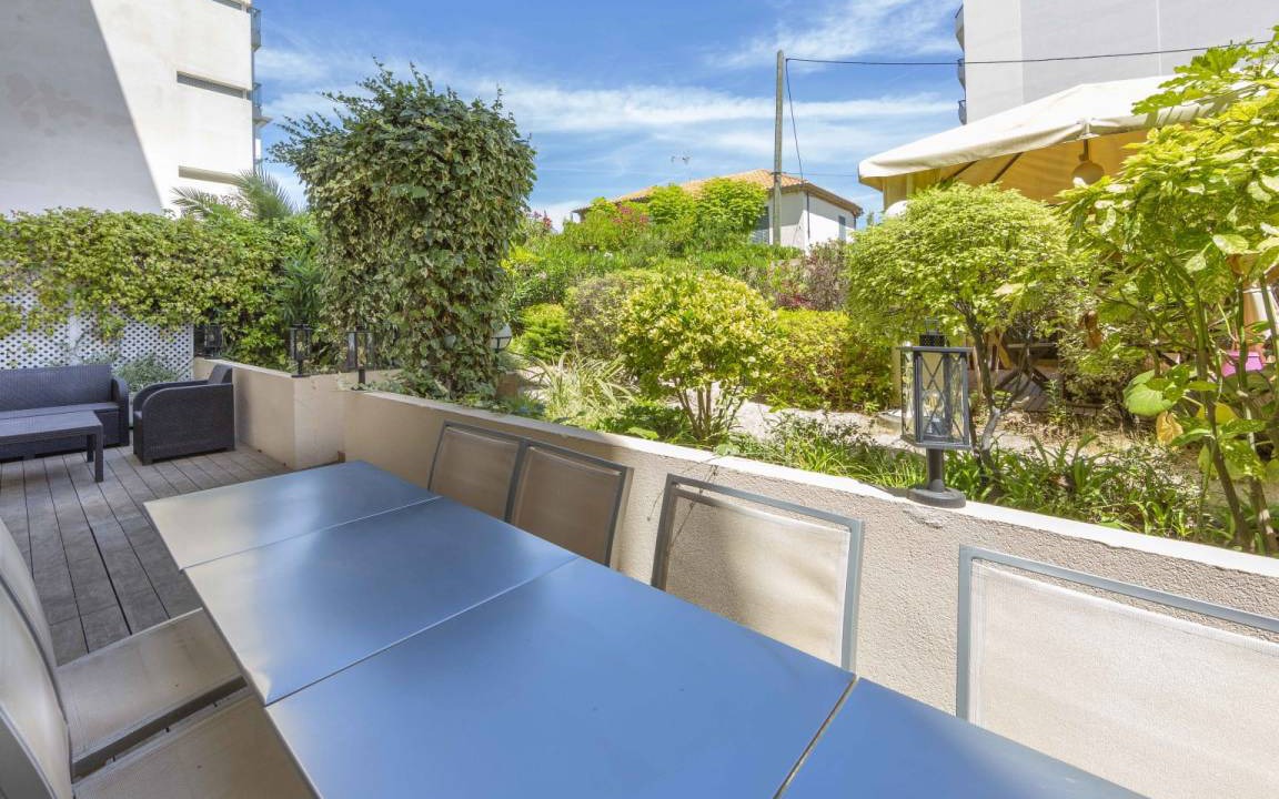 Photo of Patio Balcony in Pointe Croisette