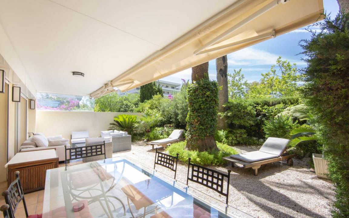 Photo of Patio Balcony in Pointe Croisette