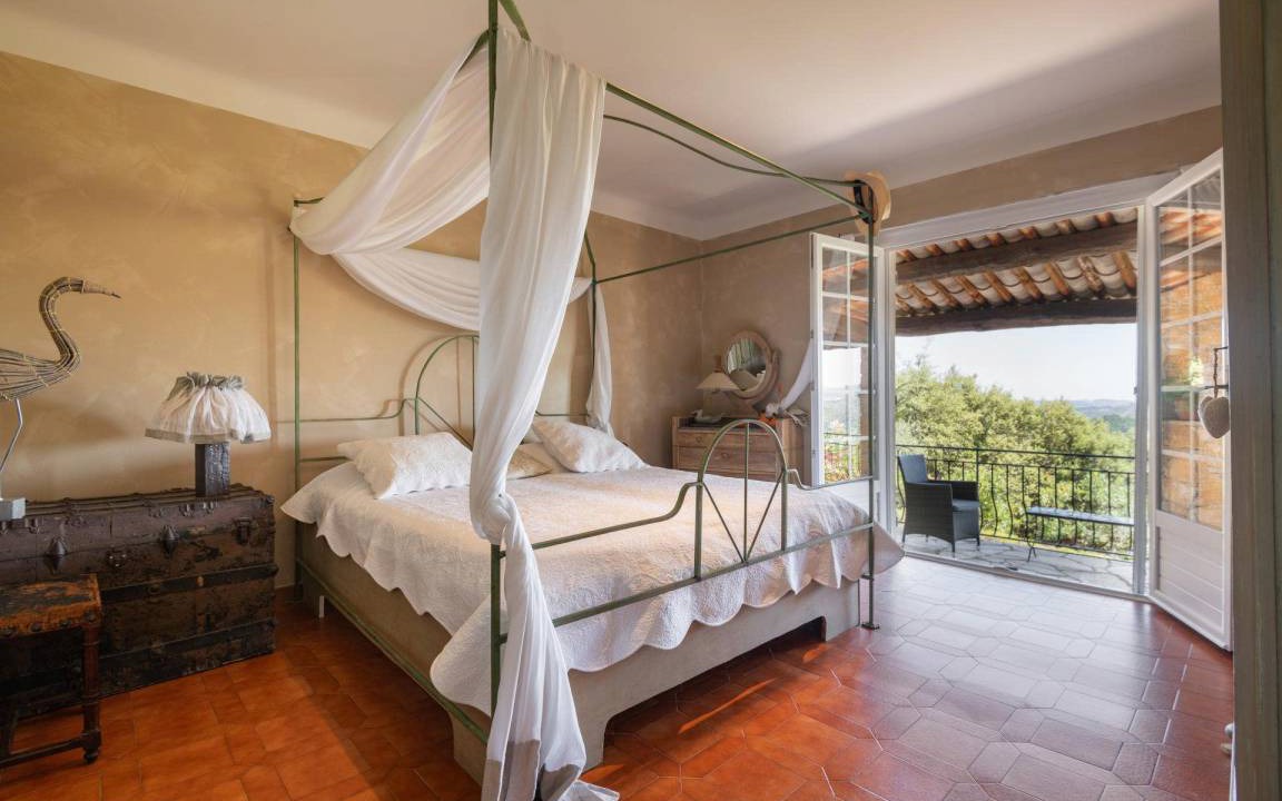 Photo of Bedroom in Montauroux