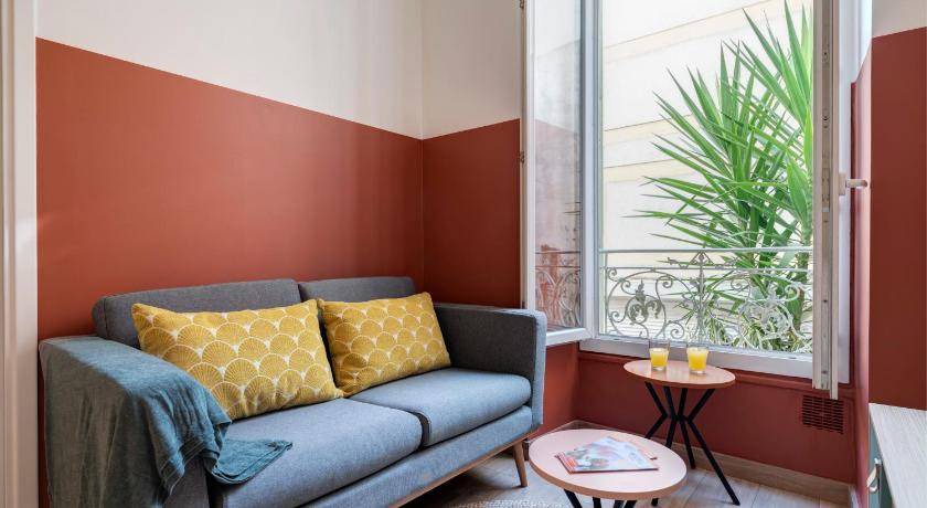 Photo of Livingroom in Lepante Quarter