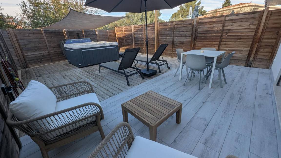 Photo of Patio Balcony in Les Maillans