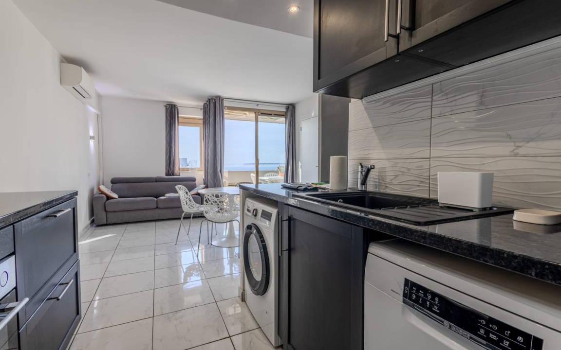 Photo of Kitchen in Juan-les-Pins