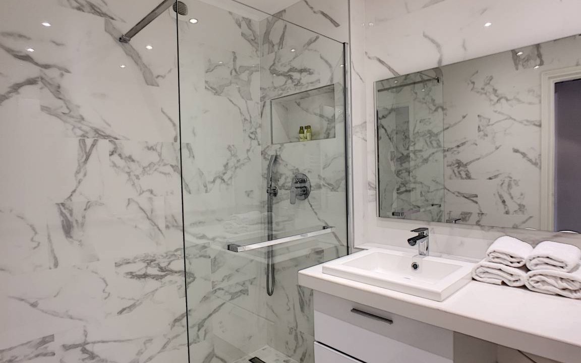 Photo of Bathroom in Carre d'Or