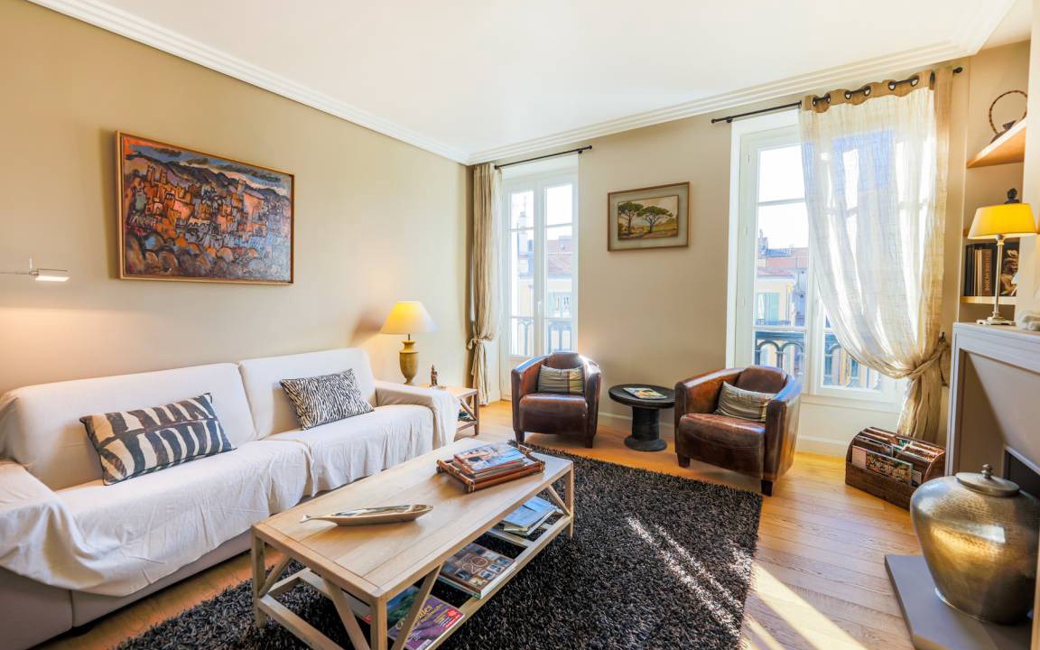 Photo of Livingroom in Jean-Medecin