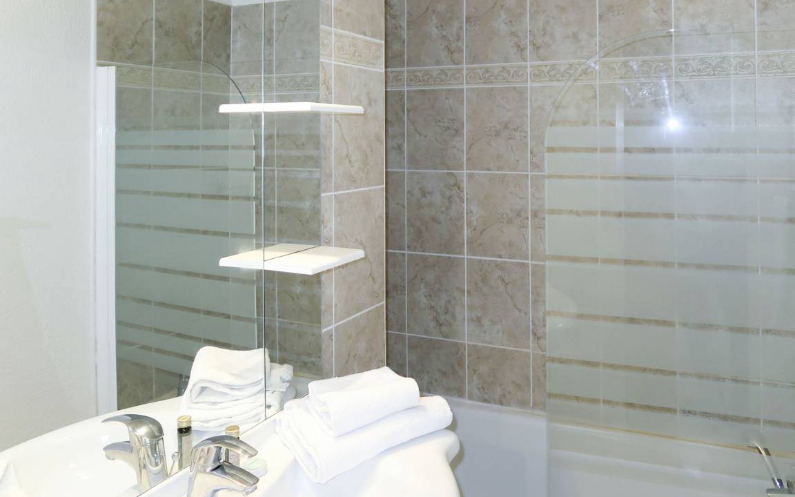Photo of Bathroom in Montauroux