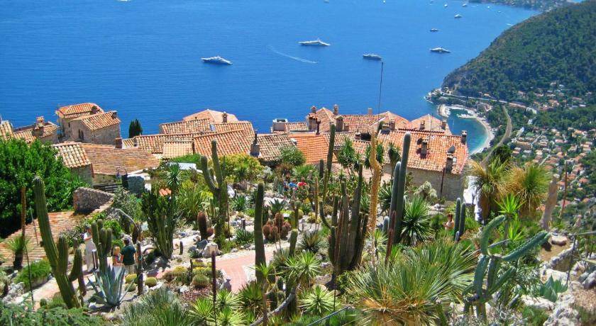Photo of Others in Eze