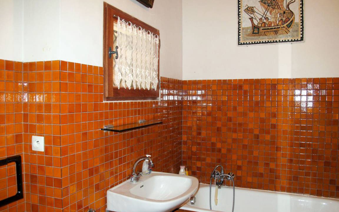 Photo of Bathroom in Bendejun