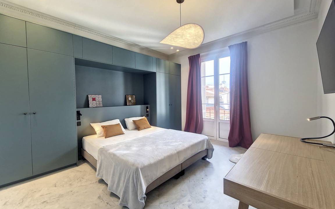 Photo of Bedroom in Carre d'Or