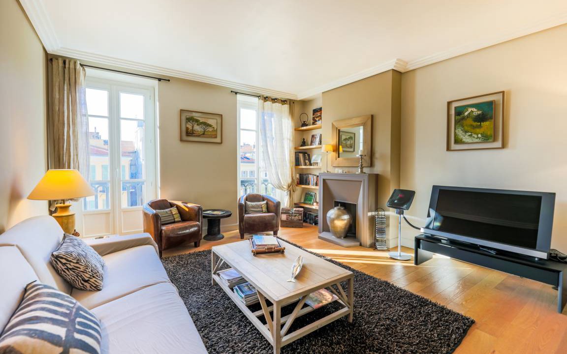 Photo of Livingroom in Jean-Medecin