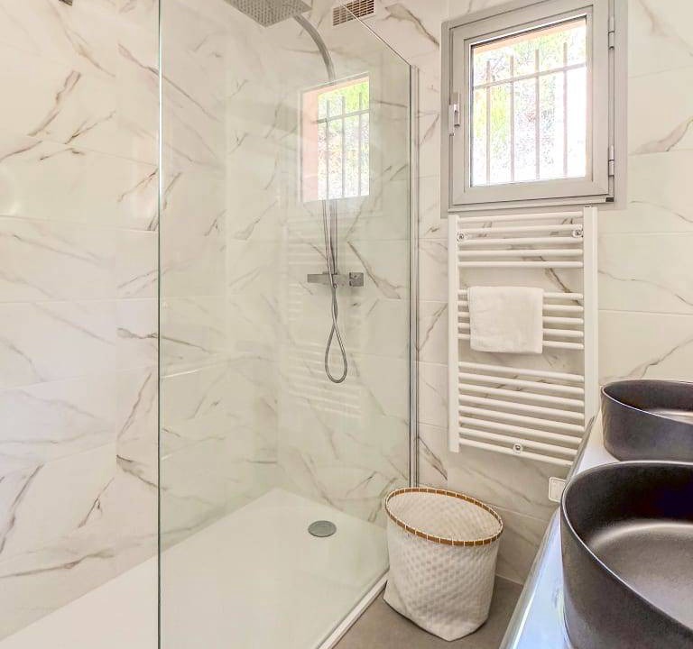 Photo of Bathroom in Antheor
