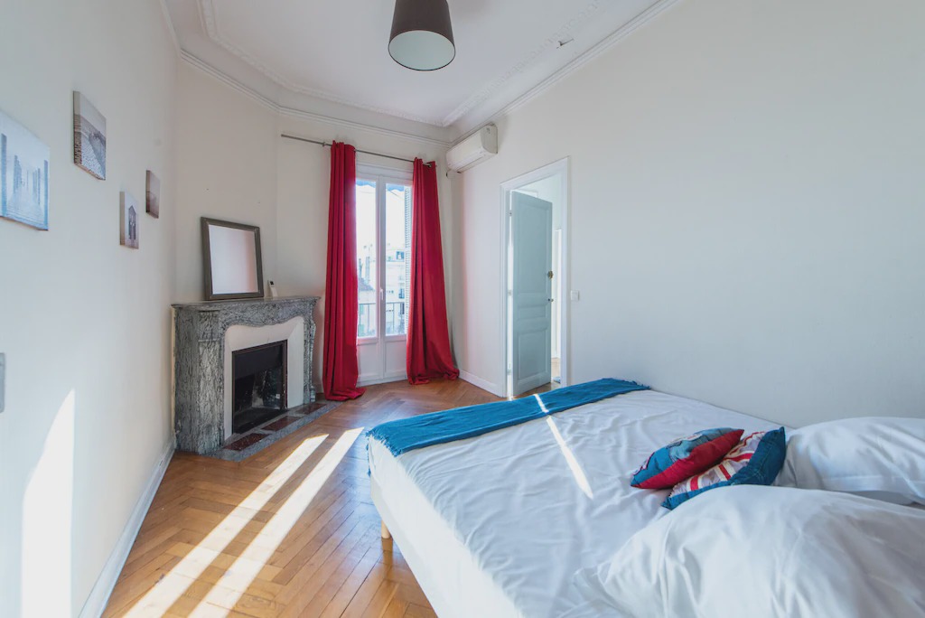 Photo of Bedroom in Carre d'Or
