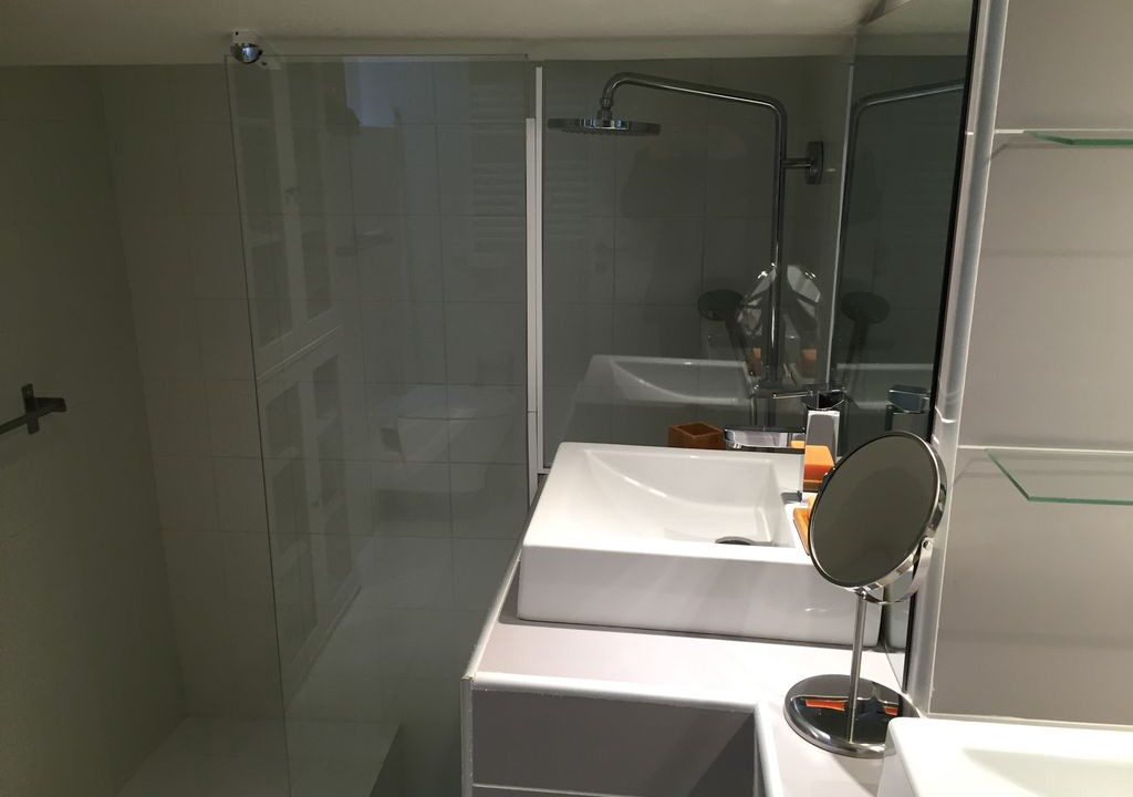 Photo of Bathroom in Mazarin Quarter