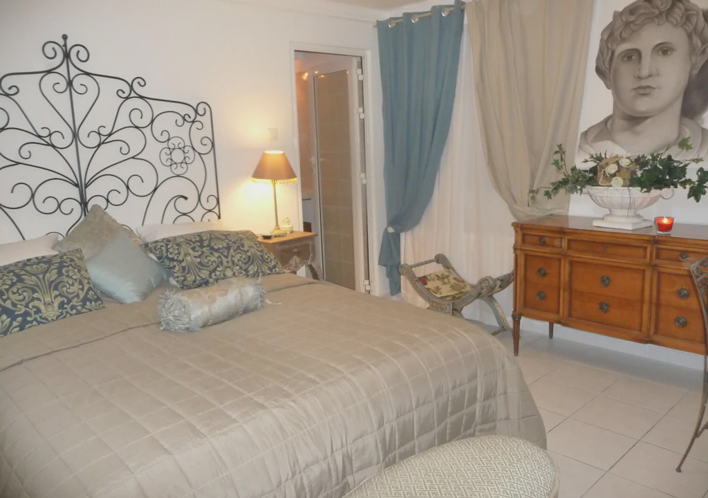 Photo of Bedroom in Frejus Plage