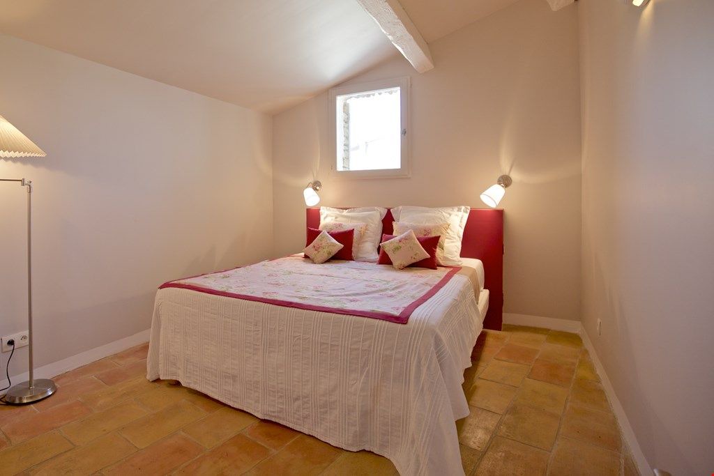 Photo of Bedroom in Goult