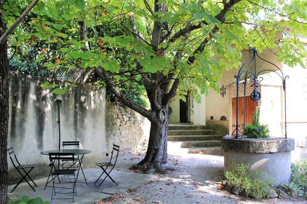 Photo of Buildings in Salon-de-Provence