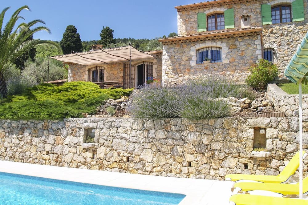 Photo of Outdoor in Speracedes